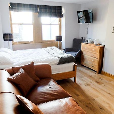 Rooms At The Nook هولمفيرث المظهر الخارجي الصورة
